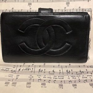 Chanel Vintage Bifold